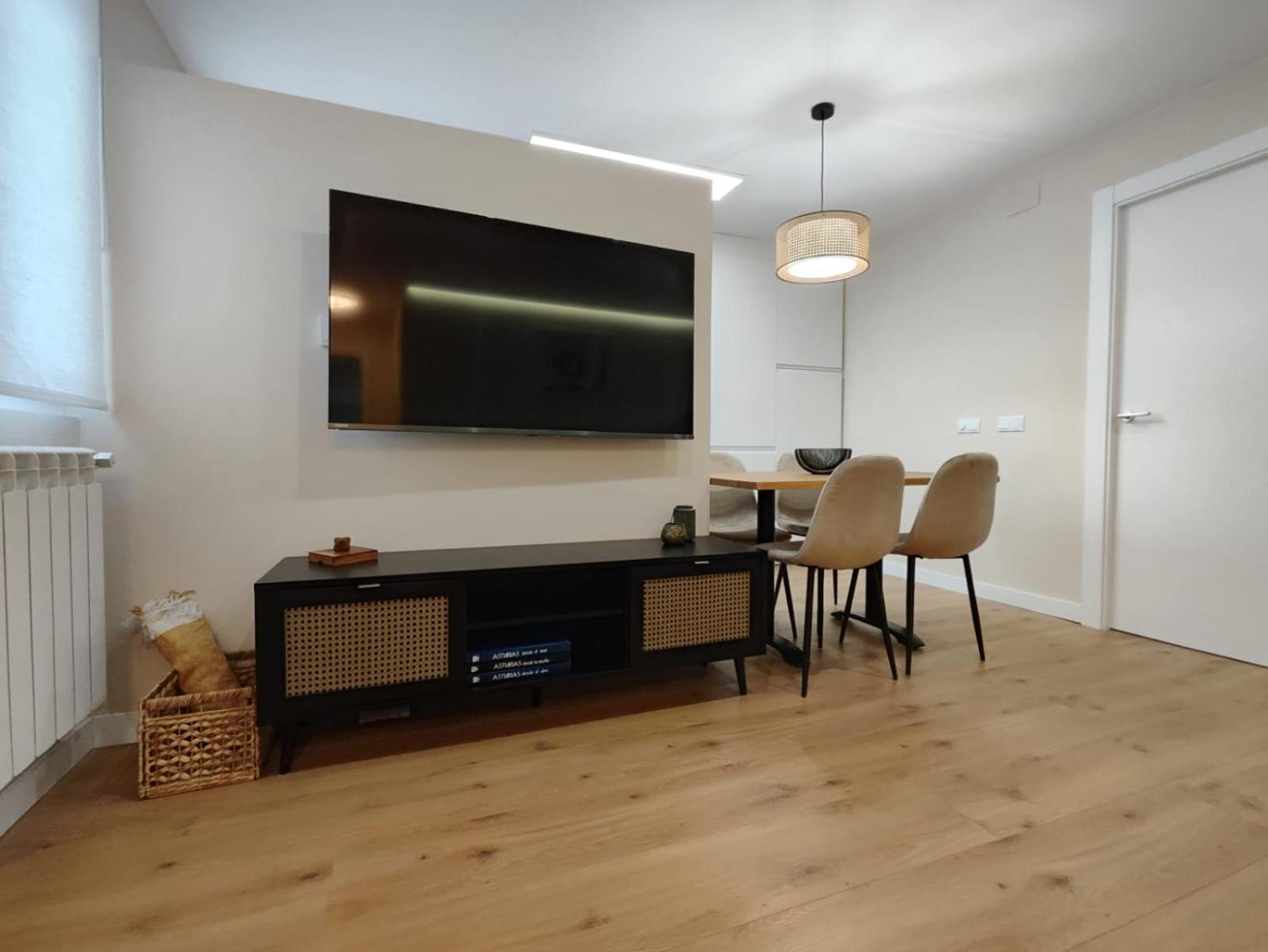Apartament Carpio 18 Oviedo Zewnętrze zdjęcie